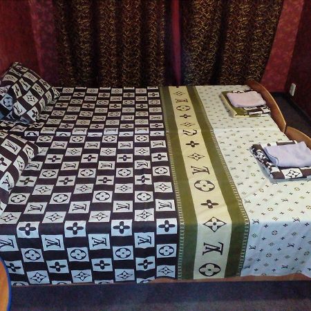 Imperial Hotel Krivoy Rog Kryvyi Rih Buitenkant foto