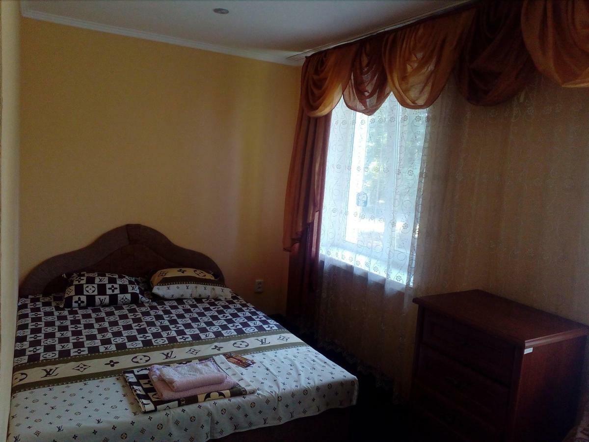 Imperial Hotel Krivoy Rog Kryvyi Rih Buitenkant foto