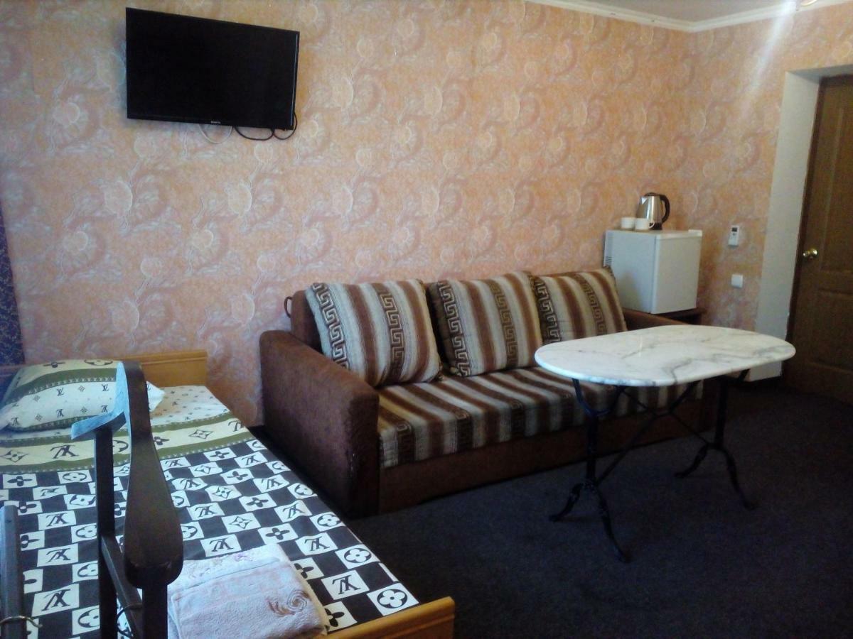 Imperial Hotel Krivoy Rog Kryvyi Rih Buitenkant foto