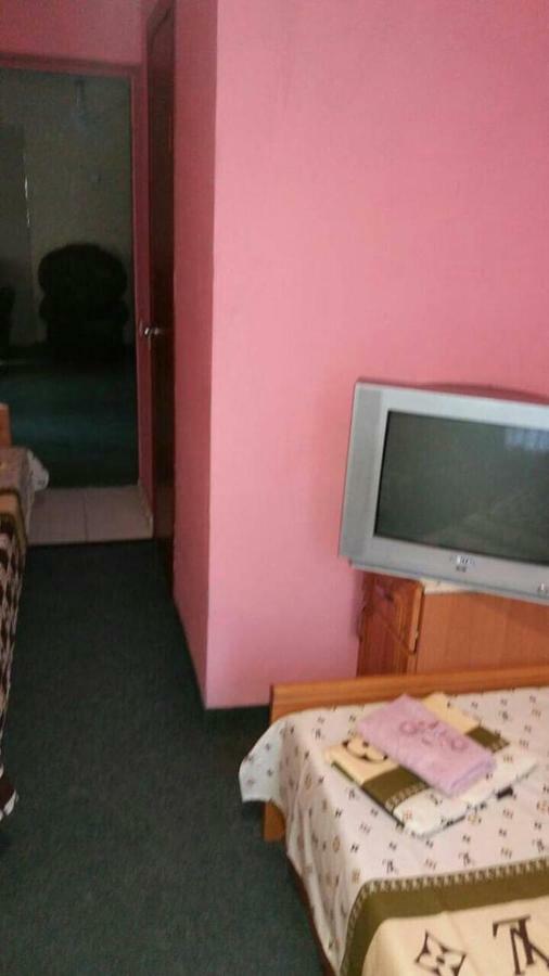 Imperial Hotel Krivoy Rog Kryvyi Rih Buitenkant foto