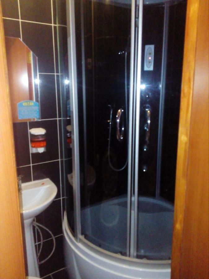 Imperial Hotel Krivoy Rog Kryvyi Rih Buitenkant foto